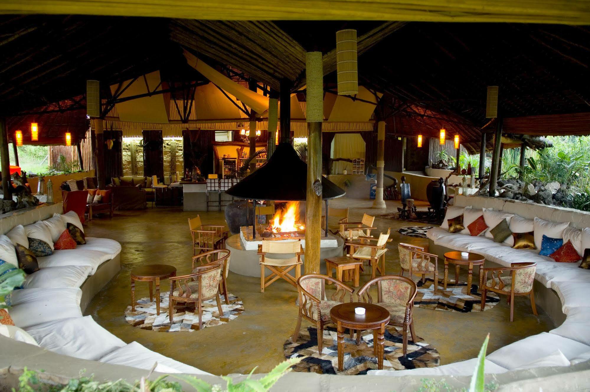 Mbweha Camp Hotel Elmenteita Buitenkant foto