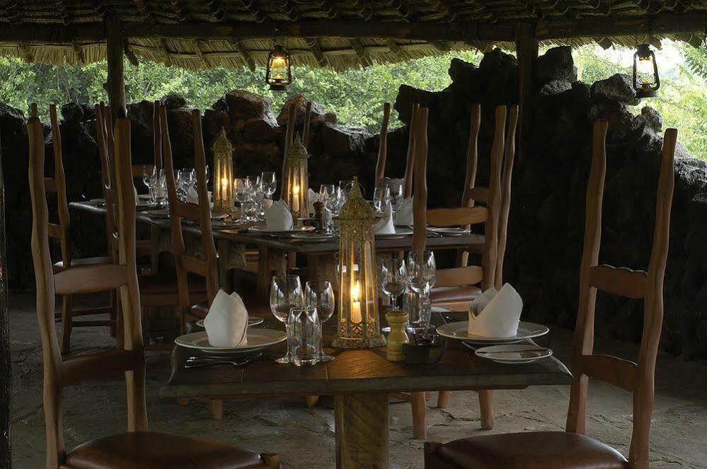 Mbweha Camp Hotel Elmenteita Buitenkant foto